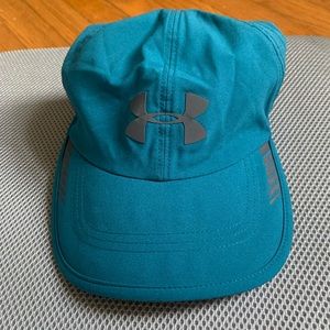 Mens UA hat in a super unique color!